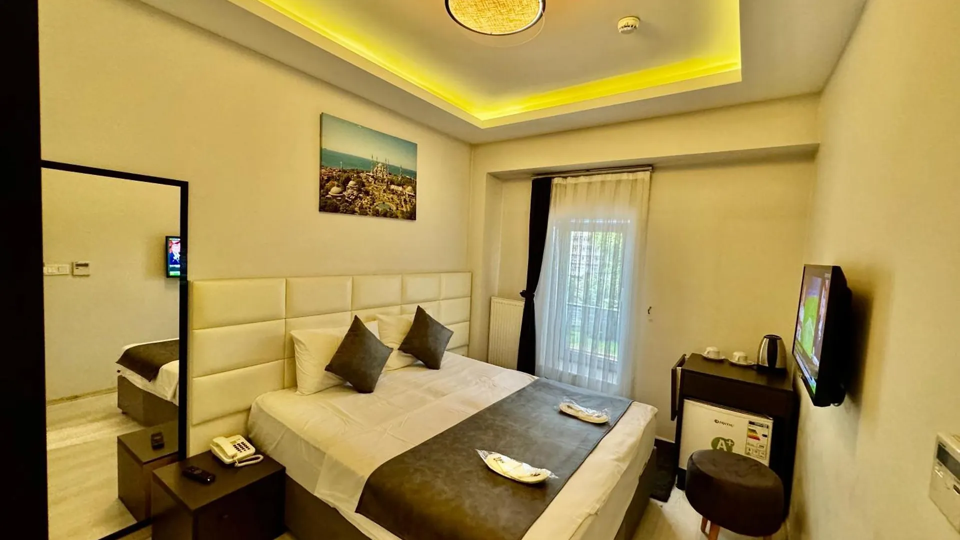 Aram Edessa Hotel Istanboel