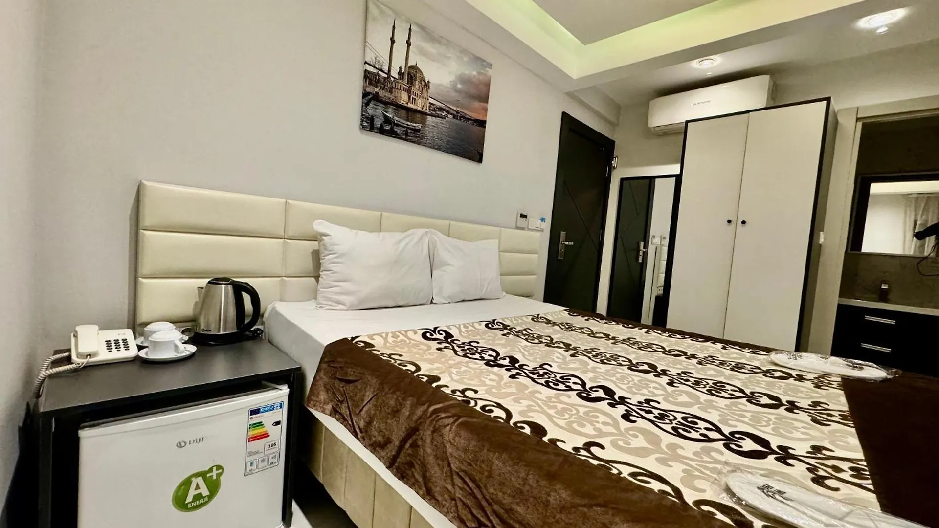 Aram Edessa Hotel Istanboel