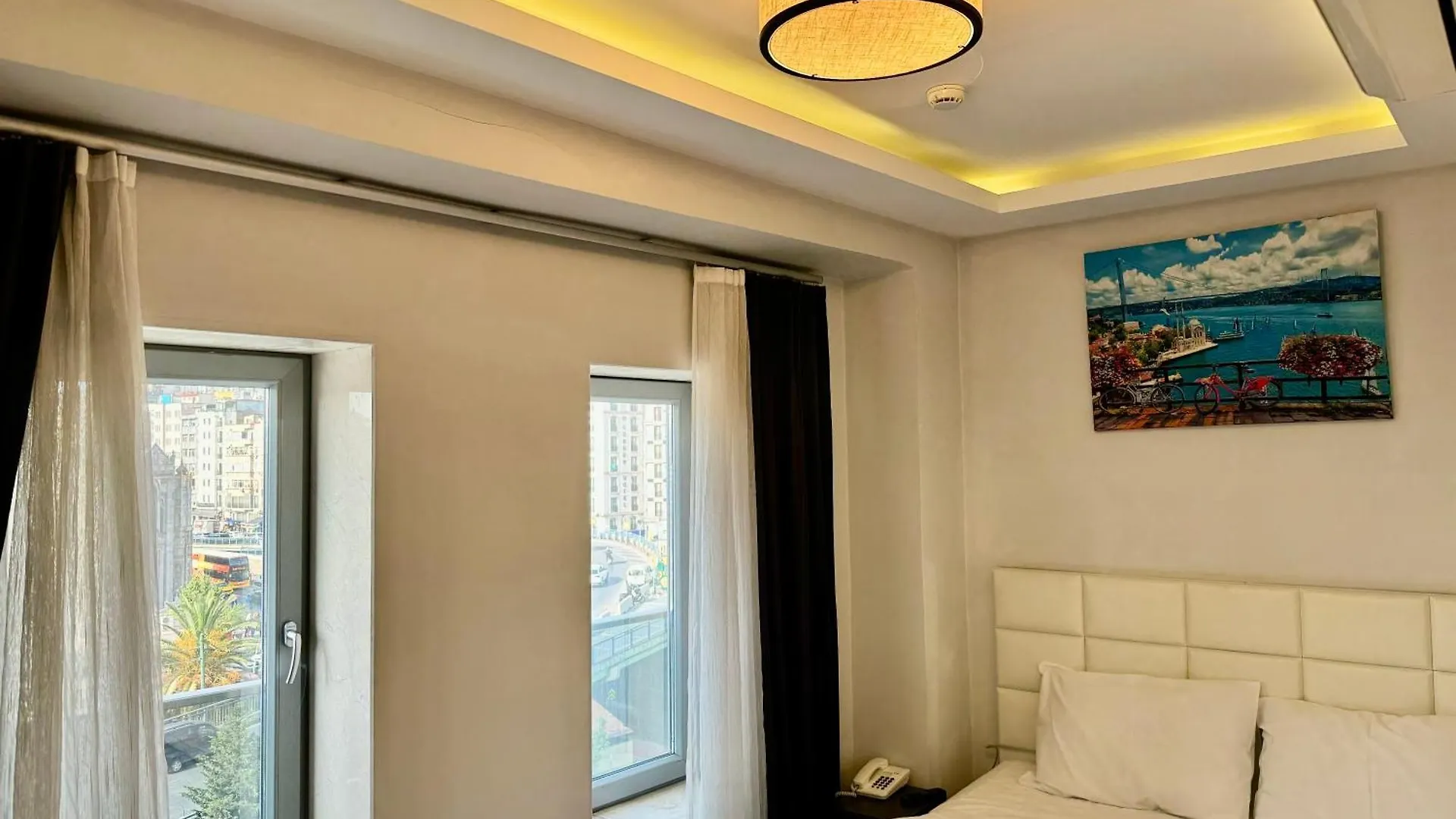***  Aram Edessa Hotel Istanboel Turkije