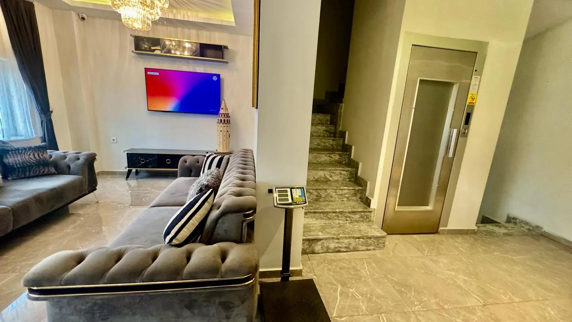 Aram Edessa Hotel Istanboel 3*,